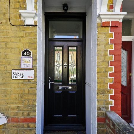 Ceres Lodge Plumstead  Bagian luar foto