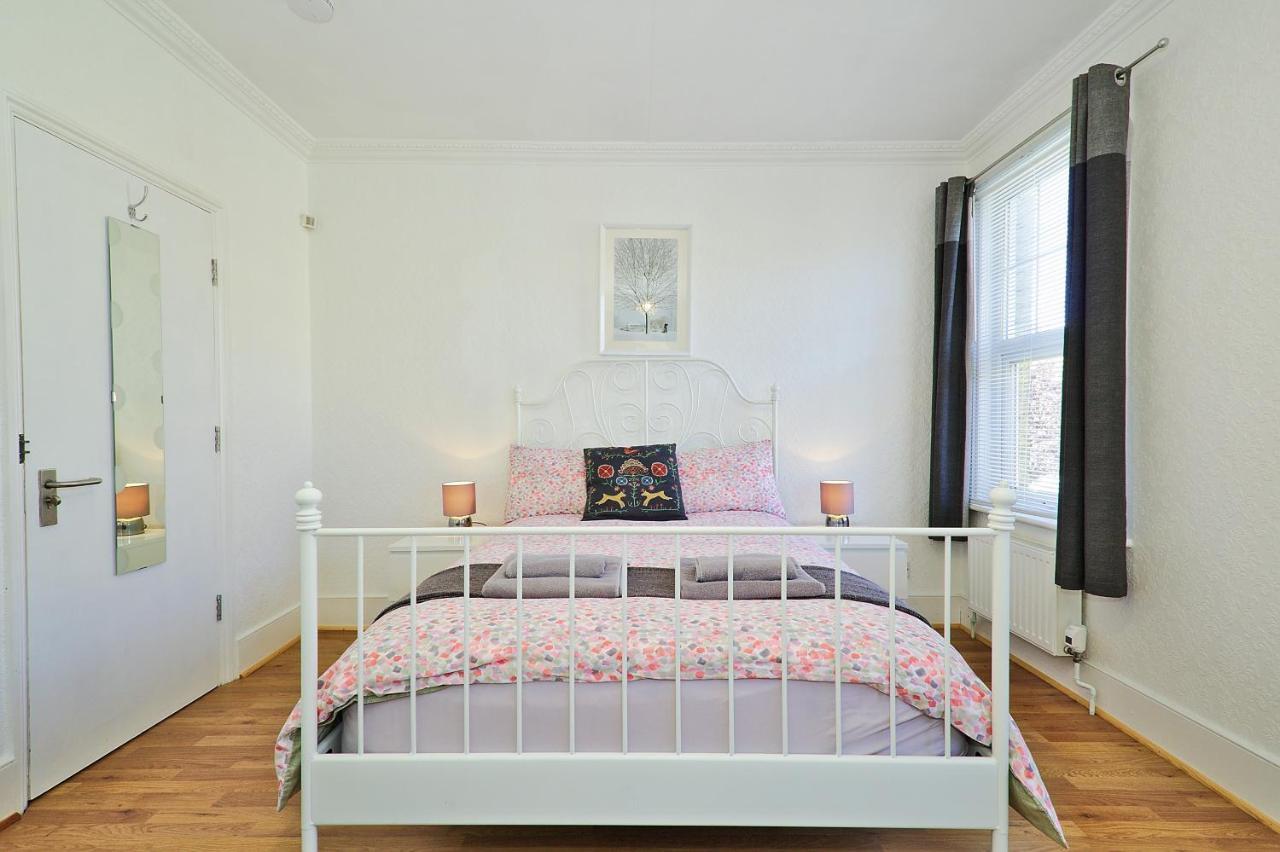 Ceres Lodge Plumstead  Bagian luar foto