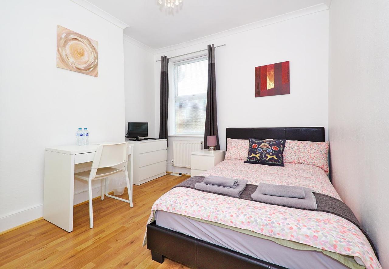 Ceres Lodge Plumstead  Bagian luar foto