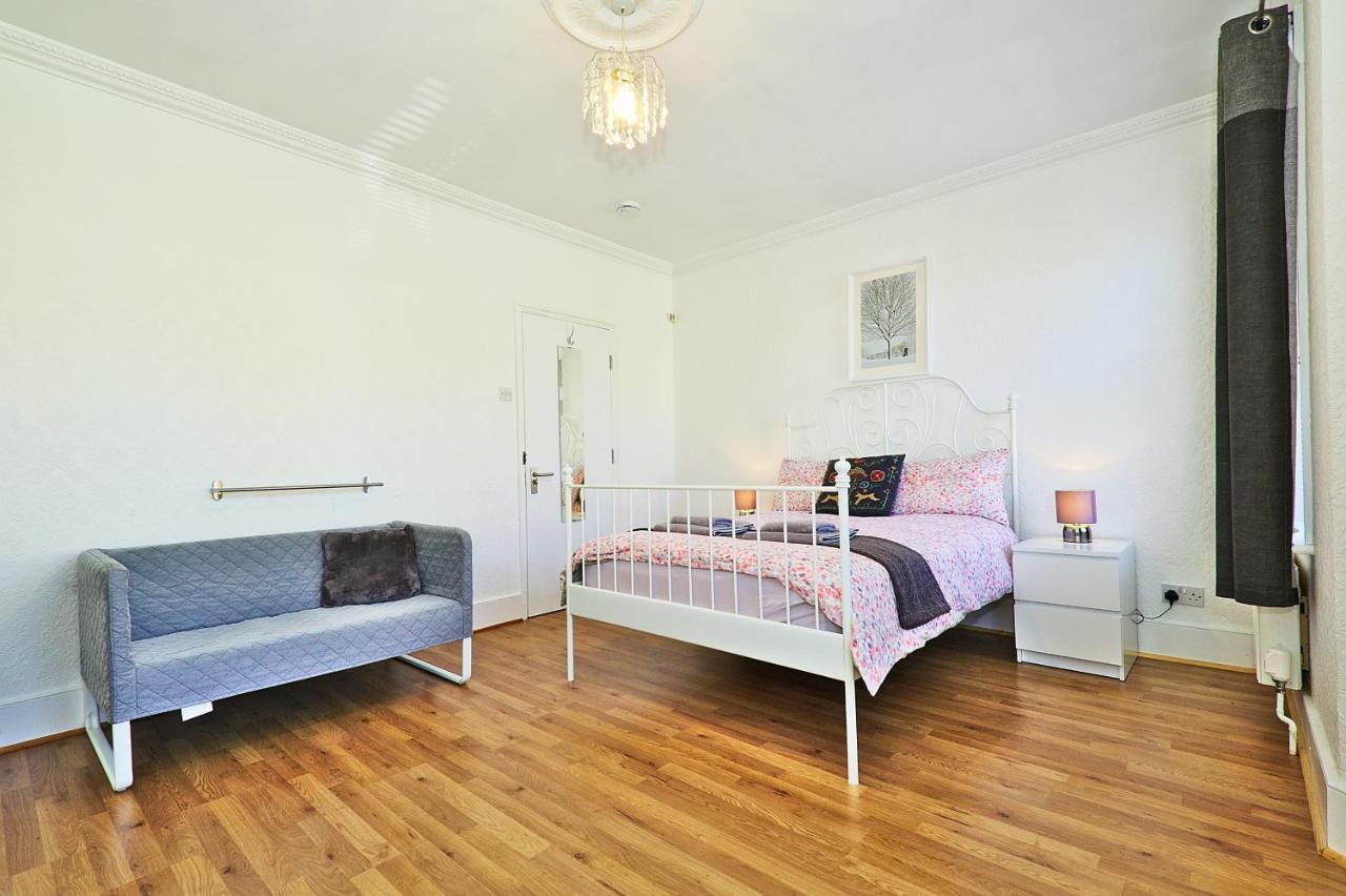 Ceres Lodge Plumstead  Bagian luar foto