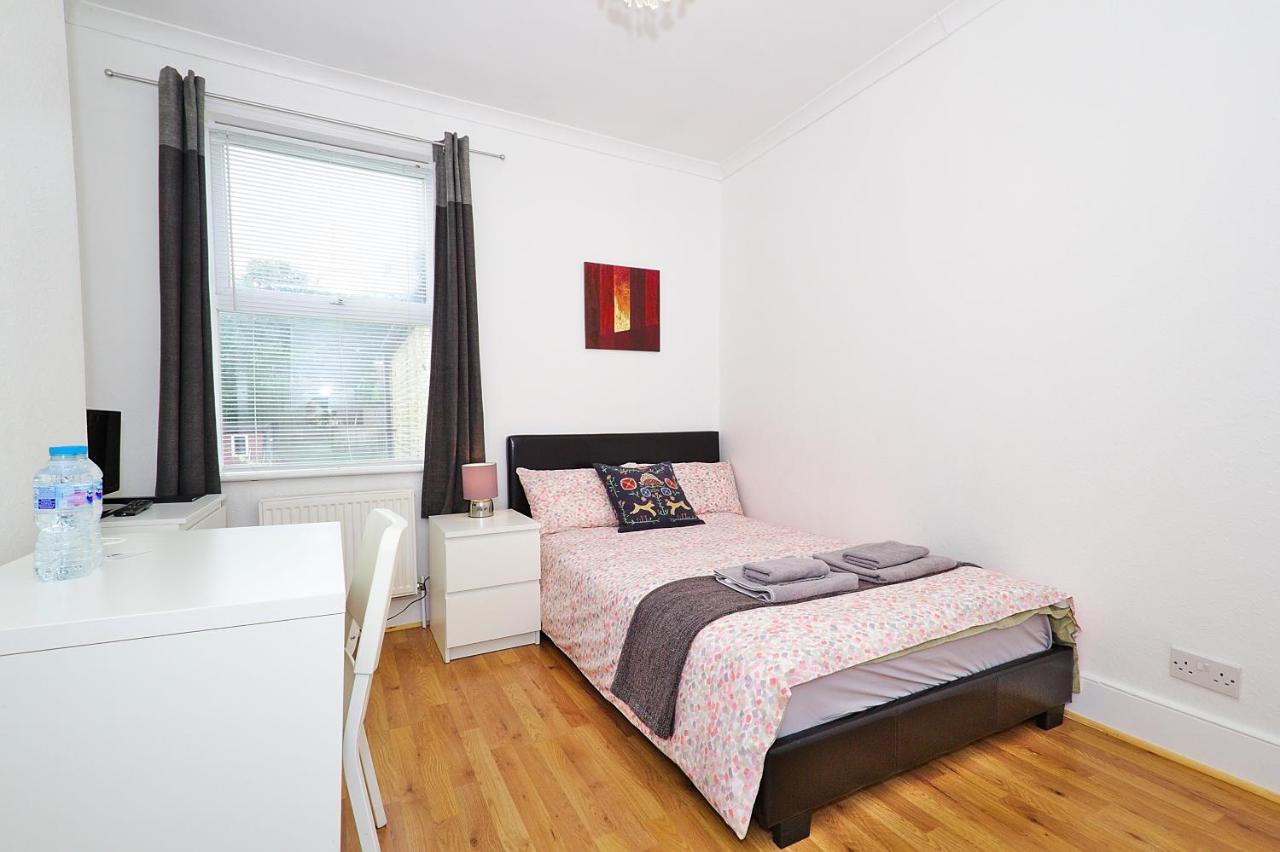 Ceres Lodge Plumstead  Bagian luar foto