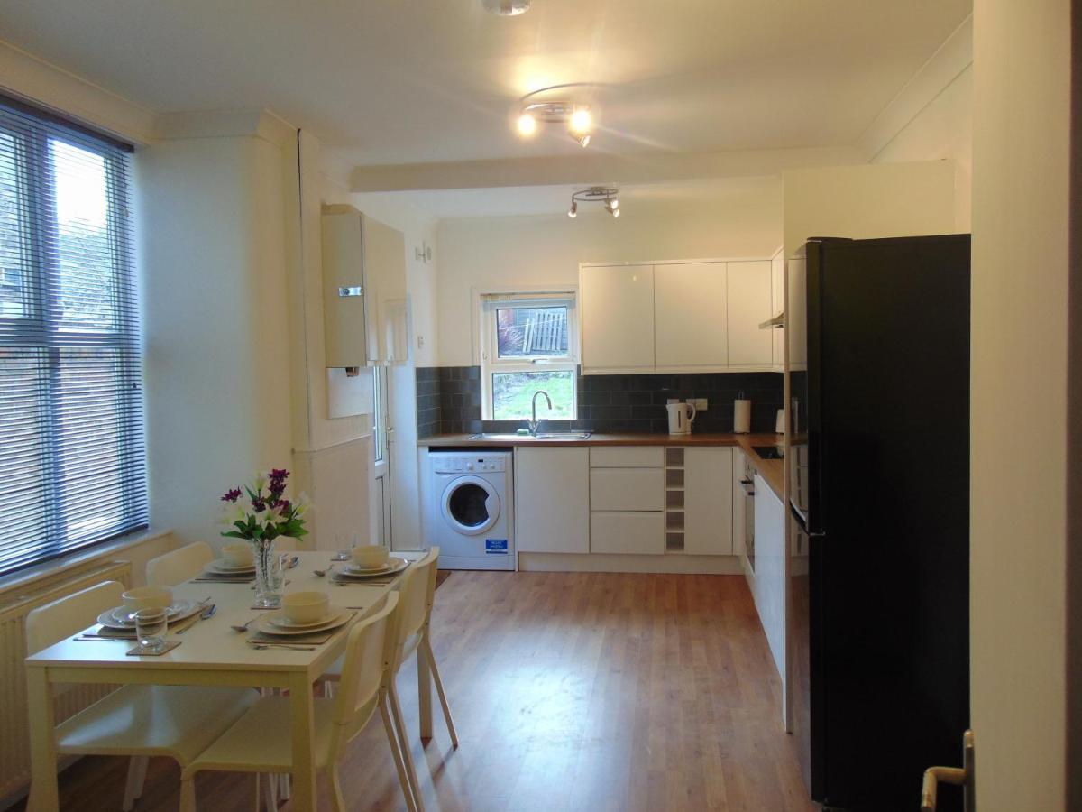Ceres Lodge Plumstead  Bagian luar foto