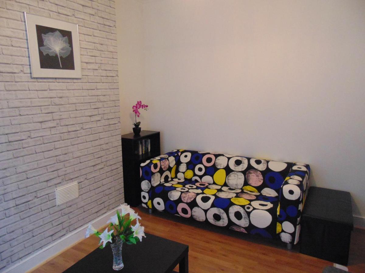 Ceres Lodge Plumstead  Bagian luar foto